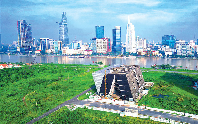 Dự án Trung tâm triển lãm quy hoạch TP.HCM được xây dựng tại Khu đô thị mới Thủ Thiêm với tổng mức đầu tư gần 800 tỷ đồng. Ảnh: Hữu Chánh