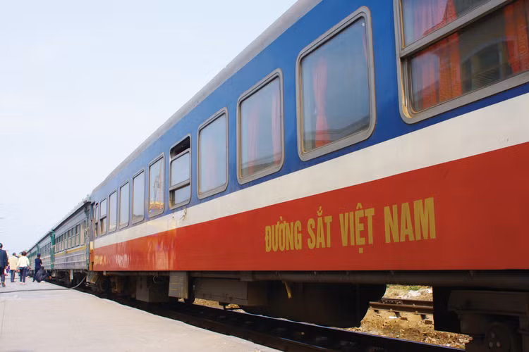 Tổng công ty Đường sắt Việt Nam ghi nhận doanh thu hợp nhất năm 2025 đạt trên 10.700 tỷ đồng, tăng 10% so với năm 2024. Ảnh: Tuấn Anh