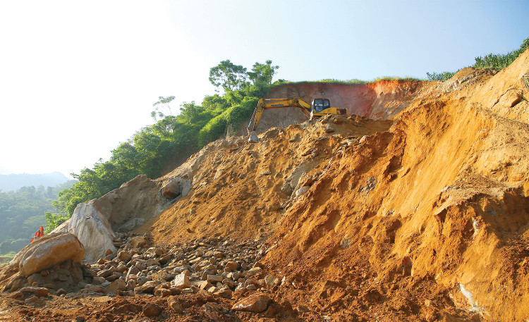 Dự thảo Nghị định đề xuất miễn thủ tục lựa chọn nhà đầu tư với tổ chức, cá nhân trúng đấu giá quyền khai thác khoáng sản. Ảnh: Nhã Chi