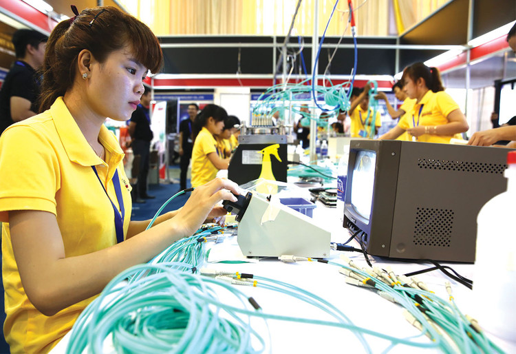 Tính chung 6 tháng đầu năm 2025, có hơn 91.000 doanh nghiệp thành lập mới, tăng gần 12% so với cùng kỳ năm trước. Ảnh minh họa: Nhã Chi