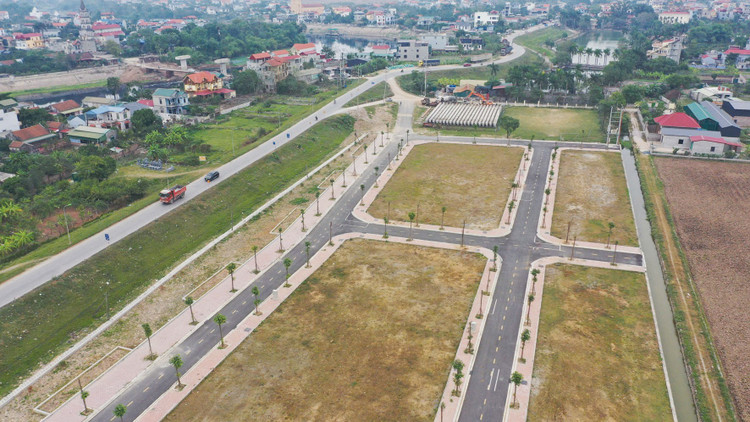 Nửa đầu năm 2025, số thu tiền sử dụng đất tăng gấp 2,6 lần so với cùng kỳ năm 2024. Ảnh: Tiên Giang