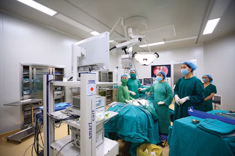 Những quy định mới tại Luật Đấu thầu giúp các bệnh viện dễ dàng tiếp cận được vật tư, thiết bị y tế tiên tiến, hiện đại để phục vụ nhu cầu khám chữa bệnh. Ảnh: Lê Tiên