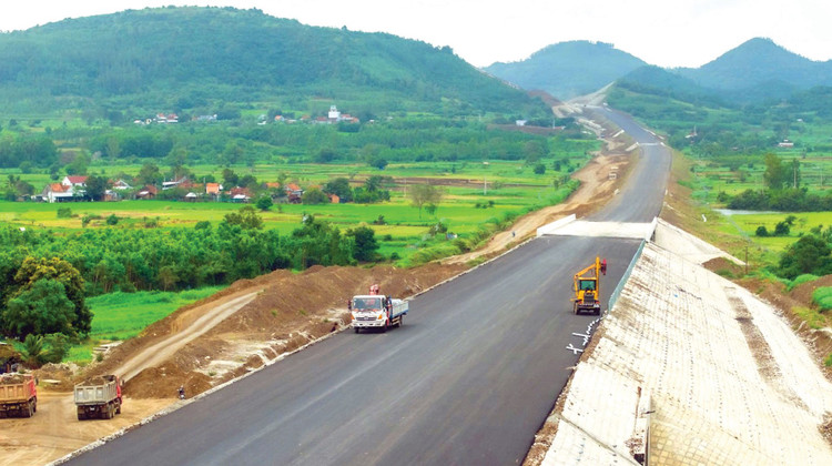 Cao tốc Bắc - Nam đoạn Chí Thạnh - Vân Phong được hoàn thành vào dịp 19/12/2025. Ảnh: Tuyết Như