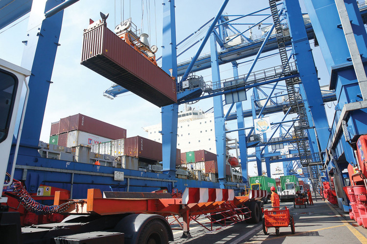 Tổng kim ngạch xuất khẩu năm 2025 ước đạt trên 470 tỷ USD, tăng khoảng 16% so với năm 2024. Ảnh: Tiên Giang