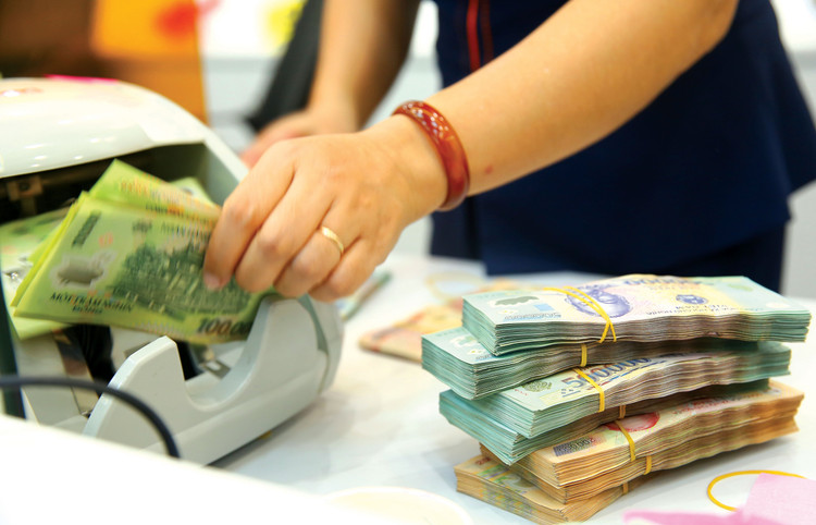 Chính phủ điều chỉnh kế hoạch đầu tư công trung hạn vốn ngân sách trung ương giai đoạn 2021 - 2025 giữa một số bộ, cơ quan trung ương, địa phương. Ảnh: Tiến Tân