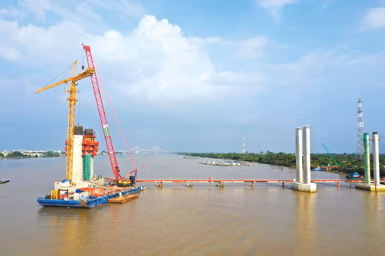 Nhà thầu phải chủ động tăng cường năng lực, tạo dựng uy tín với các chủ đầu tư để có thể nắm bắt cơ hội tại những dự án, gói thầu tiếp theo. Ảnh minh họa: Tiên Giang