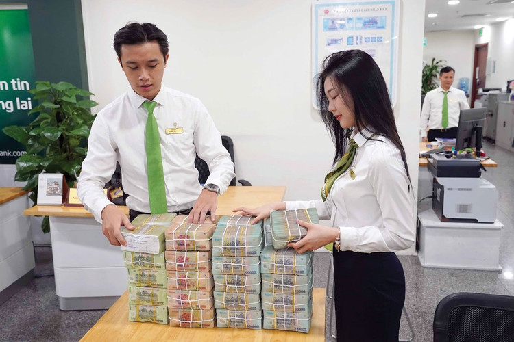 Dư nợ cho vay bất động sản tại mỗi ngân hàng không được tăng nhanh hơn tốc độ tăng trưởng tín dụng chung. Ảnh: Lê Tiên