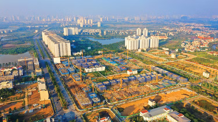 Khu vực vùng ven Hà Nội sẽ hình thành nhiều đại đô thị quy mô lớn, nguồn cung dồi dào, có chất lượng nhằm đáp ứng nhu cầu dịch chuyển dân cư ra khỏi nội đô. Ảnh: Lê Tiên