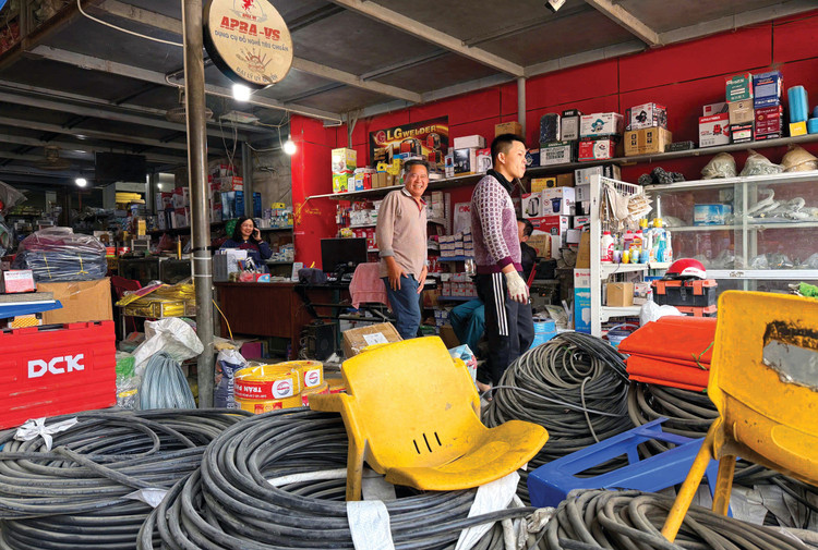 Doanh nghiệp nhỏ và vừa, hộ kinh doanh sẽ được hỗ trợ pháp lý trong 5 năm 2026 – 2030. Ảnh: Tiến Giang 