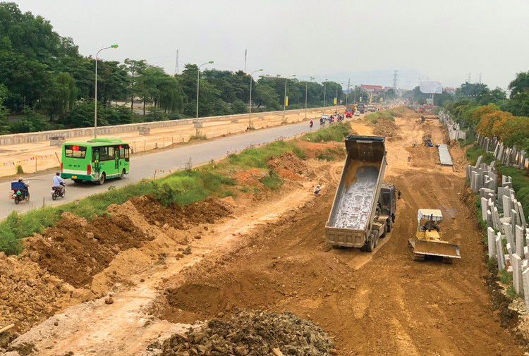 8 tháng đầu năm 2025, giải ngân vốn đầu tư từ ngân sách nhà nước do Hà Nội quản lý đạt 50,9 nghìn tỷ đồng. Ảnh: Nhã Chi