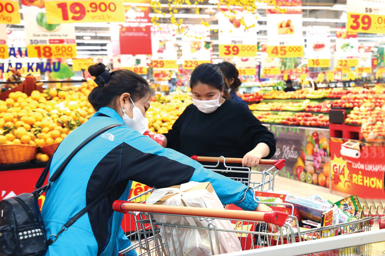 Lạm phát bình quân năm 2025 được kiểm soát ở mức tương đối thấp nhờ công tác điều hành và phối hợp chính sách hiệu quả của các cơ quan chức năng. Ảnh: Tất Niên