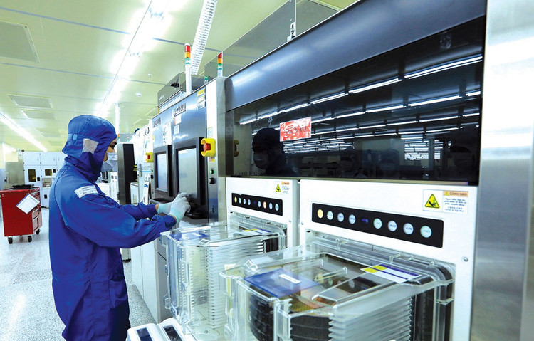 Chính phủ đã và đang tạo hệ sinh thái cho đầu tư công nghệ cao. Ảnh: Tuấn Anh