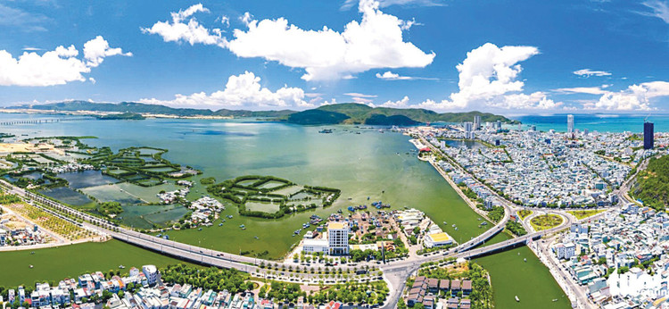 Loạt dự án bất động sản được mời gọi đầu tư sẽ hình thành các khu đô thị đồng bộ, hiện đại, đáp ứng yêu cầu phát triển đô thị, nhu cầu nhà ở, tạo sức hút trong phát triển du lịch... cho tỉnh Gia Lai. Ảnh minh họa: Dũng Nhân