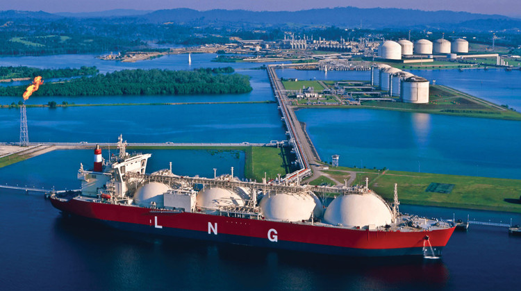 Việc bỏ nội dung liên quan đến kinh nghiệm thực hiện dự án tương tự nhằm thu hút thêm nhà đầu tư vào lĩnh vực năng lượng. Ảnh: Tiên Giang