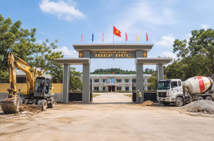 Gói thầu Thi công xây dựng và lắp đặt thiết bị thuộc Dự án Cải tạo, nâng cấp mở rộng Trường THPT Hiệp Đức (TP. Đà Nẵng) được mời thầu từ tháng 8/2025. Ảnh minh họa: Lê Lâm