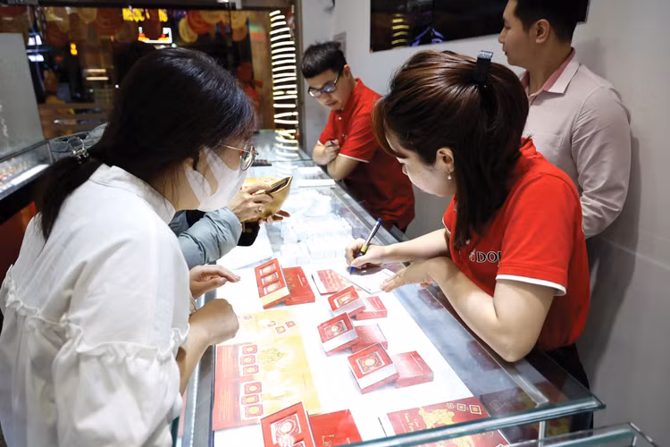 Cá nhân giao dịch vàng hiện không phải chịu thuế thu nhập cá nhân. Ảnh: Ngọc Thắng
