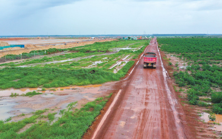 Trong kế hoạch đầu tư công năm 2026, TP.HCM bố trí 14.611 tỷ đồng vốn đầu tư của Nhà nước tham gia thực hiện các dự án PPP và dự án phục vụ PPP. Ảnh: Nguyễn Công Thành