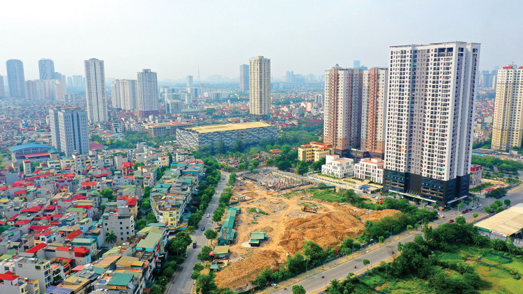 Việc rà soát, thực hiện các kết luận thanh tra có hiệu lực pháp luật sẽ giúp Hà Nội tháo gỡ dứt điểm khó khăn cho các dự án, khơi thông nguồn lực phát triển kinh tế - xã hội. Ảnh: Xuân Mộc