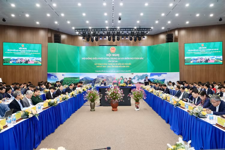 Hội nghị Hội đồng Điều phối vùng Trung du và miền núi phía Bắc lần thứ hai chiều ngày 1/12. Ảnh: Đức Trung