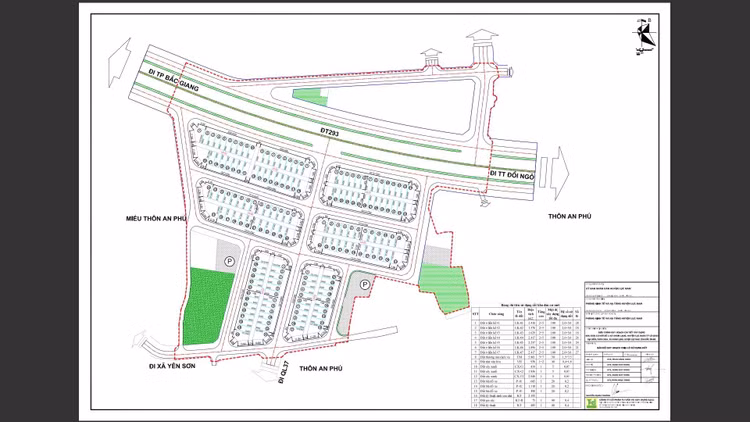 Bảng phân lô Quyền sử dụng đất để thực hiện Dự án Khu dân cư mới số 2, xã Khám Lạng, huyện Lục Nam, tỉnh Bắc Giang đang được bán đấu giá. (Ảnh Trung tâm Dịch vụ đấu giá tài sản Bắc Giang)