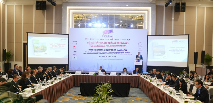 Chủ đề của Sách Trắng năm 2023 là “Hướng tới Kinh tế xanh và Phát triển bền vững” 