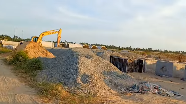 Dự án Đầu tư xây dựng cơ sở hạ tầng Khu công nghiệp Phú Thuận có diện tích 231,78 ha tại xã Long Định và Phú Thuận, huyện Bình Đại, tỉnh Bến Tre