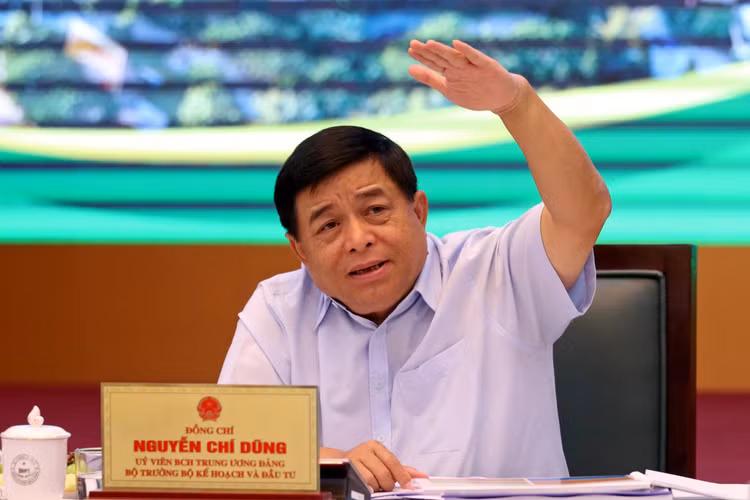 Bộ trưởng Bộ Kế hoạch và Đầu tư Nguyễn Chí Dũng: "Giữ gìn, phát huy các giá trị truyền thống, đặc biệt là thoát ra khỏi tư duy phát triển “cũ” có tính truyền thống, xác lập tư duy phát triển mới tạo ra động lực mới cho sự phát triển vùng Đồng bằng sông Hồng" (Ảnh: MPI)