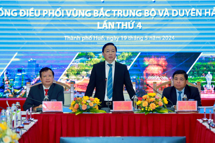Phó Thủ tướng Chính phủ Trần Hồng Hà chủ trì Phiên họp