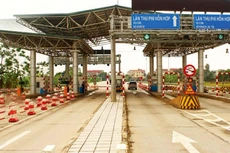 Lưu lượng xe qua trạm thu phí của Dự án BOT Quốc lộ 38 đoạn nối Quốc lộ 1 với Quốc lộ 5 chỉ đạt khoảng 60% so với phương án hoàn vốn đầu tư. Ảnh: Nhã Chi