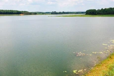 Gói thầu Khảo sát địa hình, địa chất và lập báo cáo nghiên cứu khả thi thuộc Dự án Cụm hồ tỉnh Bình Phước. Ảnh: NC st