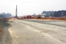 Dự án Xây dựng tuyến ĐT.857 (đoạn QL30 - ĐT.845), tỉnh Đồng Tháp có tổng mức đầu tư 2.179,789 tỷ đồng, gồm 10 gói thầu xây lắp chính. Ảnh minh họa: Tiên Giang