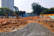 Xuân Mai Corp đang thực hiện Gói thầu Thi công xây dựng công trình (phần ngầm) thuộc Dự án Công trình đa chức năng Postef tại 61 Trần Phú, quận Ba Đình, Hà Nội. Ảnh: Nhã Chi