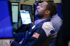 Một nhà giao dịch cổ phiếu trên sàn NYSE ở New York, Mỹ hôm 29/6/2022 - Nguồn: NYSE/CNBC