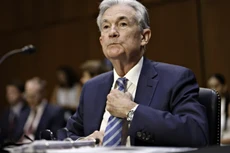 Chủ tịch Fed Jerome Powell điều trần trước Uỷ ban Ngân hàng thuộc Thượng viện Mỹ ngày 22/6/2022 - Ảnh: Bloomberg/CNBC.