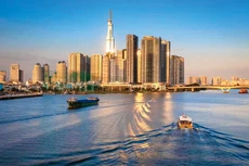 Định hướng phục hồi kinh tế thời gian tới đòi hỏi vượt lên, vươn cao hơn trong môi trường cạnh tranh mới. Ảnh: Đông Giang