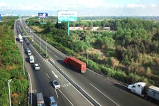 Tại các dự án chỉ định thầu, cần phân cấp trách nhiệm, gắn trách nhiệm với người đứng đầu để hạn chế lợi ích nhóm. Ảnh minh họa: Song Lê