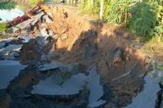 Gói thầu Xử lý sạt lở khẩn cấp trên địa bàn xã Bình Thành, huyện Thanh Bình, tỉnh Đồng Tháp (giai đoạn 1) được chỉ định với giá 58.086.515.000 đồng. Ảnh minh họa: TD