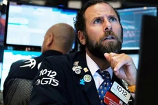 Các nhà giao dịch cổ phiếu trên sàn NYSE ở New York, Mỹ - ẢNh: Getty/CNBC.