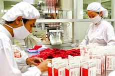 3 gói thầu trong Dự toán Cung cấp thuốc giai đoạn 2022 - 2023 thuộc Danh mục đấu thầu tập trung cấp quốc gia phải gia hạn tới 6 lần khi mời thầu. Ảnh: Tiên Giang