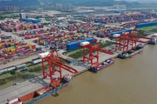 Theo Tổng cục Hải quan Trung Quốc, nửa đầu năm 2022, tổng giá trị xuất nhập khẩu hàng hóa của nước này đạt 19,8 nghìn tỷ Nhân dân tệ, tăng 9,4% so với cùng kỳ năm 2021. Ảnh: Internet