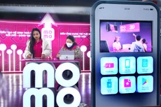 Theo số liệu của Google, Temasek, năm 2021, kinh tế số của Việt Nam đạt 21 tỷ USD, tăng 31% so với năm 2020 và chiếm 7,6% GDP cả nước. Ảnh: Lê Tiên