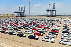 Việt Nam nhập khẩu hơn 160.000 ô tô năm 2021