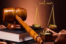 Bị phạt vì không công bố thông tin và không bổ nhiệm người phụ trách quản trị