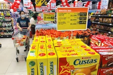 Giá nguyên vật liệu tăng ảnh hưởng tới giá thành sản xuất, làm giảm sức cạnh tranh của nền kinh tế, đồng thời tạo áp lực lên chi phí sinh hoạt của người dân. Ảnh: Tiên Giang