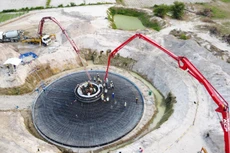 Đấu thầu phát triển các dự án năng lượng tái tạo là xu thế chung của thế giới. Ảnh: Nhã Chi