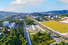 7 tháng đầu năm nay, Lào Cai đã chọn nhà thầu qua mạng 252 gói thầu, với tổng giá gói thầu 1.719 tỷ đồng, đạt 100% số gói thầu trong hạn mức đấu thầu qua mạng. Ảnh: Ngọc Bằng