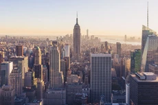 Chính sách của chính phủ, chi phí vay vốn, nguồn cung tăng và sự bất ổn của kinh tế toàn cầu là những yếu tố góp phần làm thị trường nhà ở cao cấp tại các thành phố trên thế giới tiếp tục chững lại