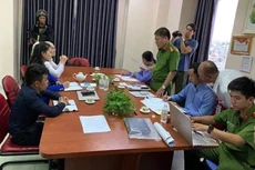 Việc kiểm tra, khám xét hiện đang diễn ra tại trụ sở Công ty cổ phần địa ốc Alibaba. Ảnh: Internet