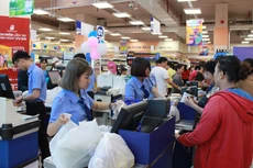 Co.opmart Tô Ký có nhiều chương trình khuyến mãi và rút thăm trúng thưởng nhân dịp khai trương 