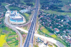 Quy hoạch Quảng Ngãi định hình các hành lang kinh tế từ hạ tầng sẵn có và các dự án được đầu tư trong tương lai. Ảnh: Hà Minh